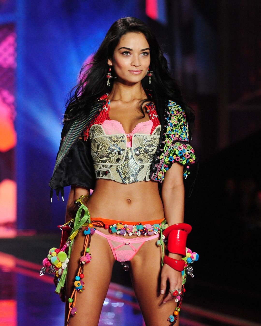 ESC: Shanina Shaik ESC: Shanina Shaik